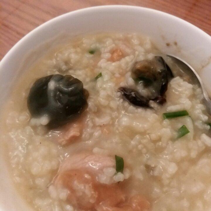 皮蛋瘦肉粥
