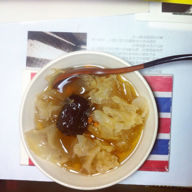红枣银耳羹
