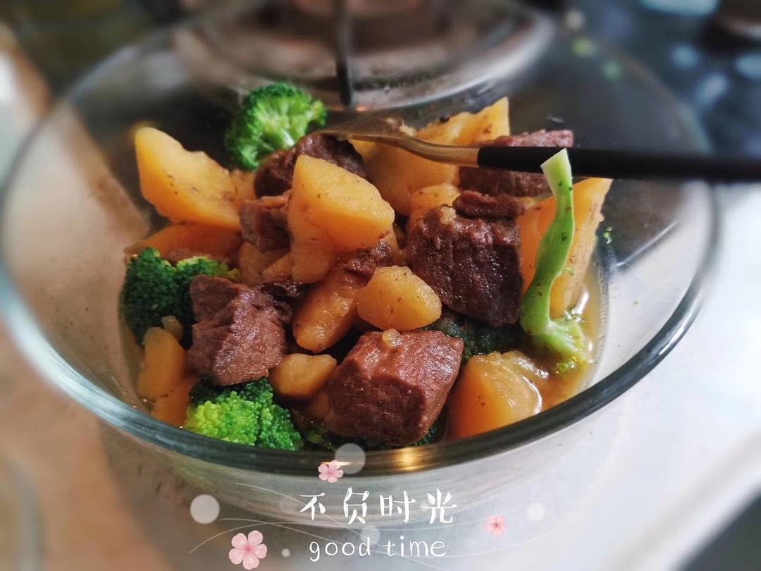 番茄土豆炖牛腩