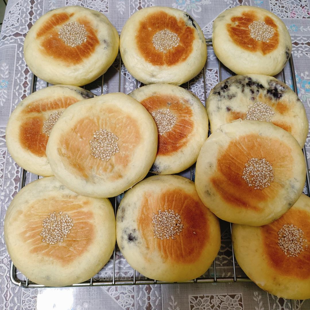 香甜快手紫米包发面饼