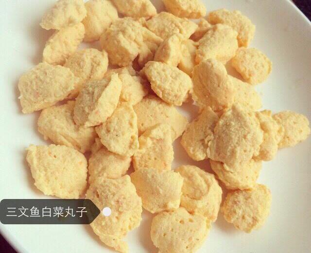 :三文鱼白菜丸子的做法