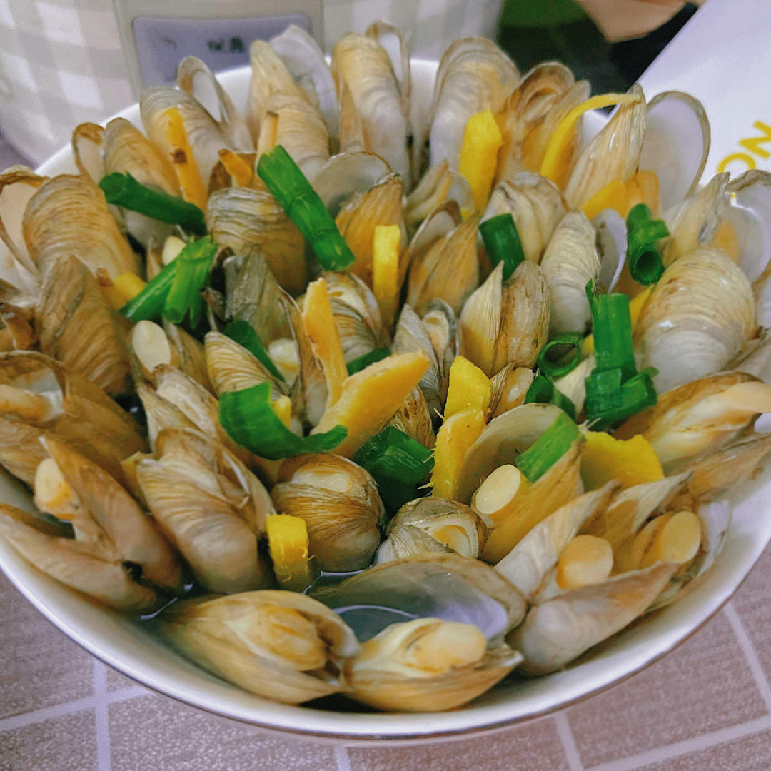 扇媣媣做的超净超速蒸蛏子鲜香无比