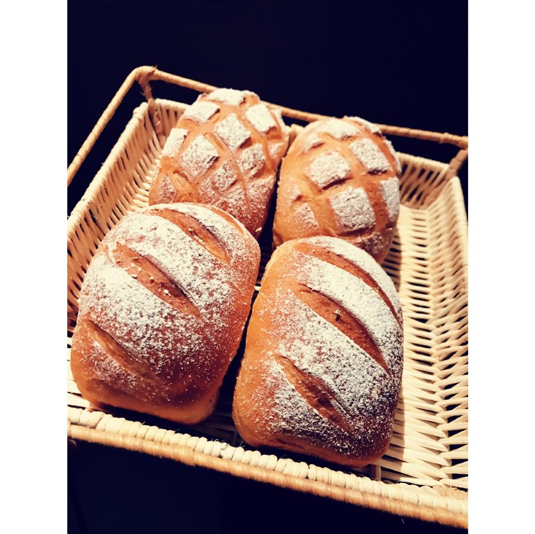 红酒桂圆全麦软欧