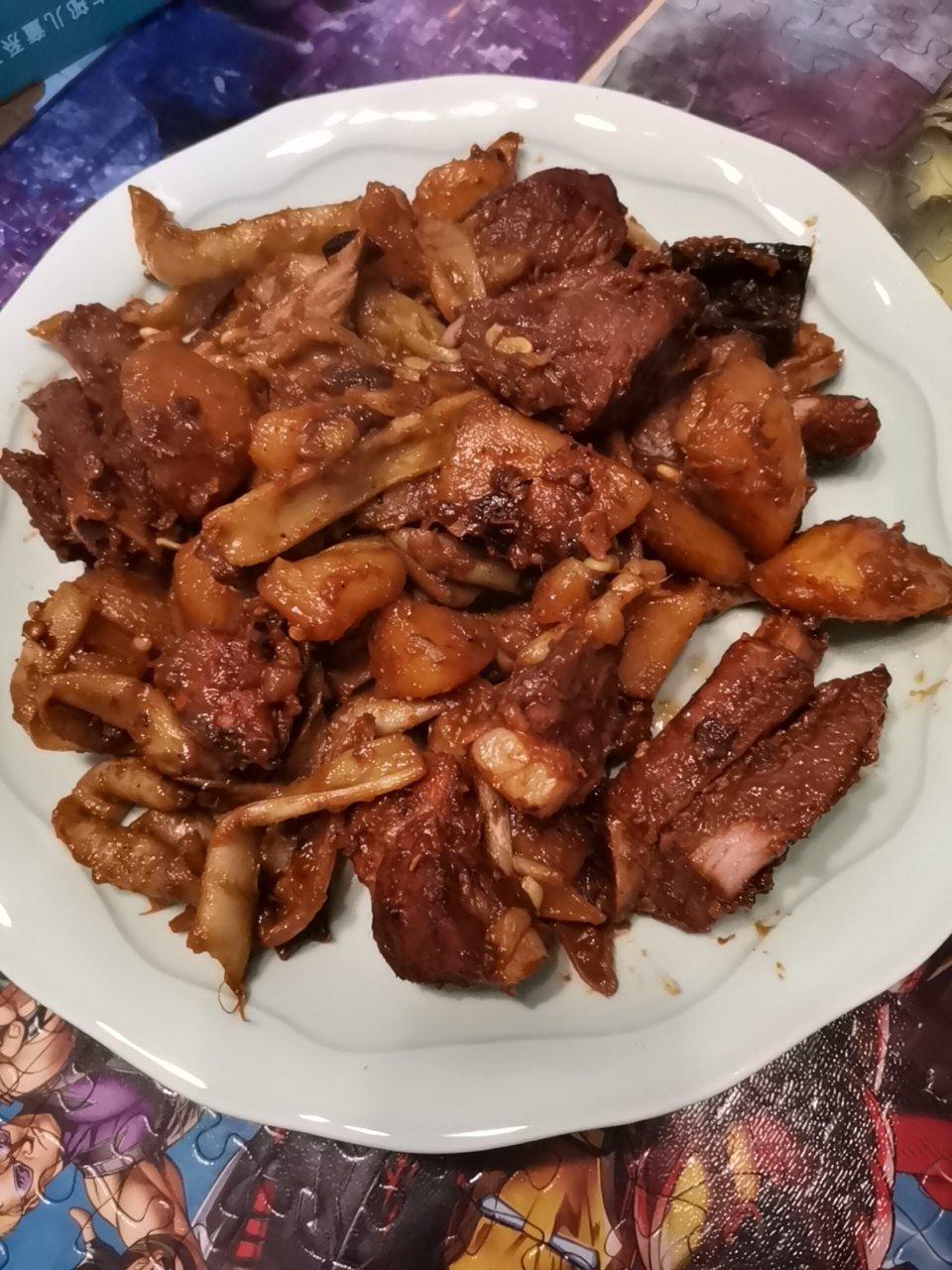 红烧排骨炖豆角土豆