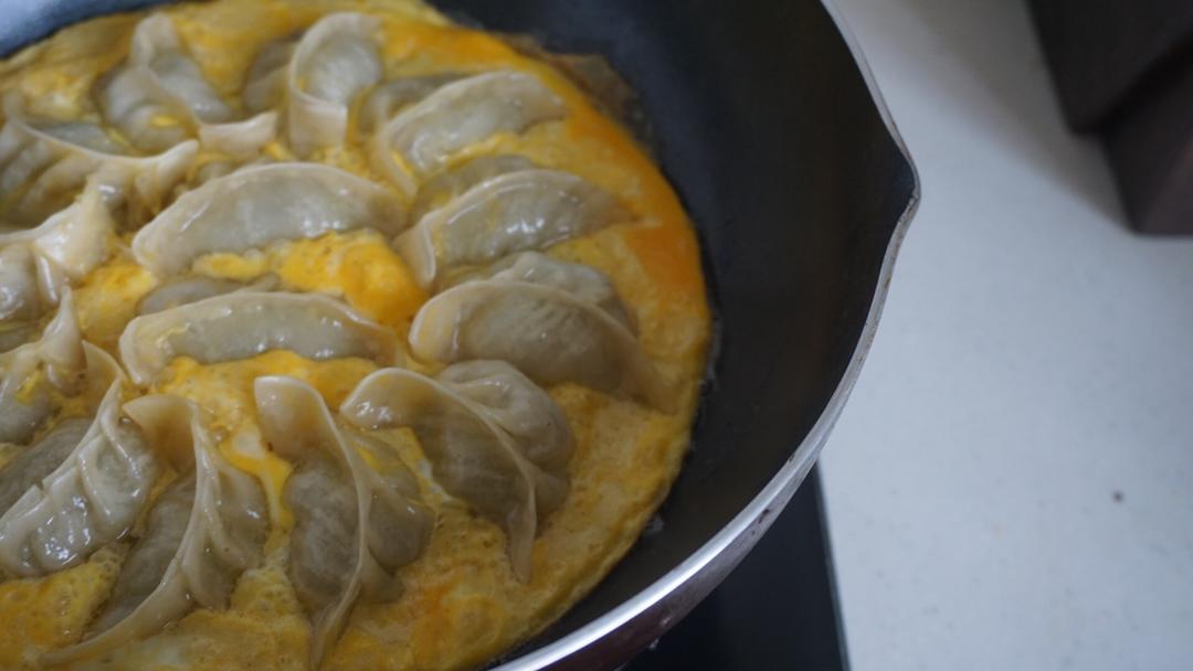 抱蛋煎饺