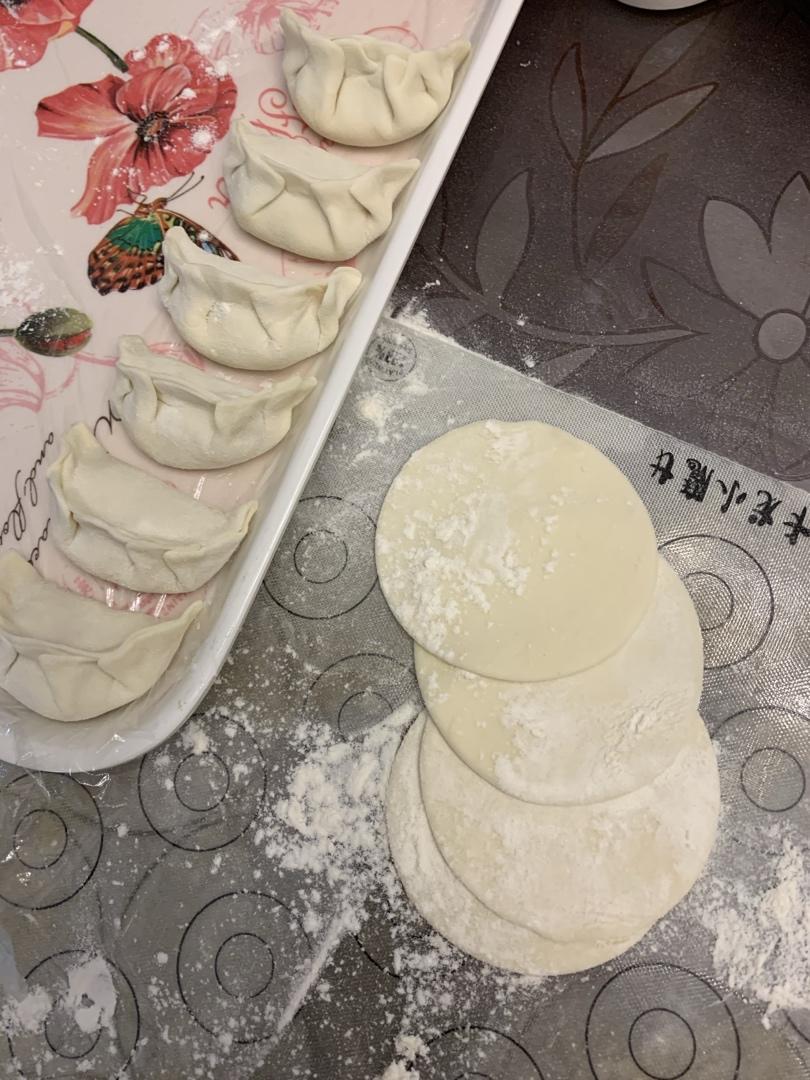 手工揉面三分钟，又韧又薄又好包的饺子皮