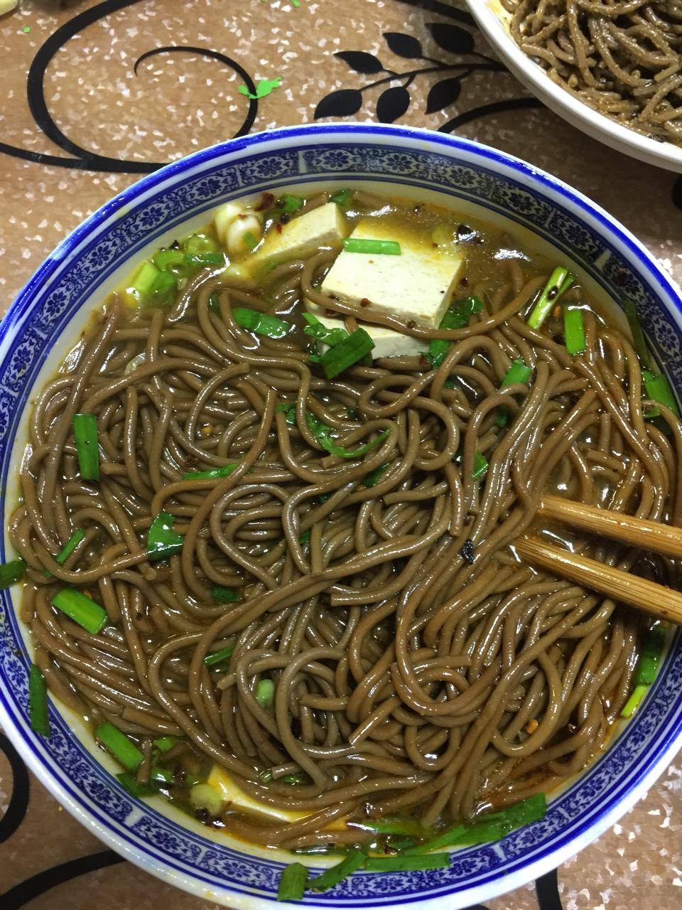 喵了个蕾做的冒饸饹