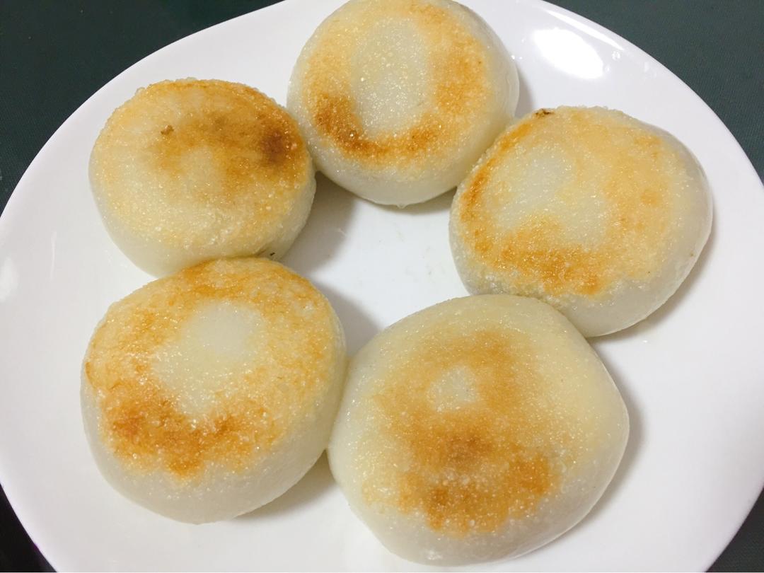 小洋洋妈做的煎汤圆