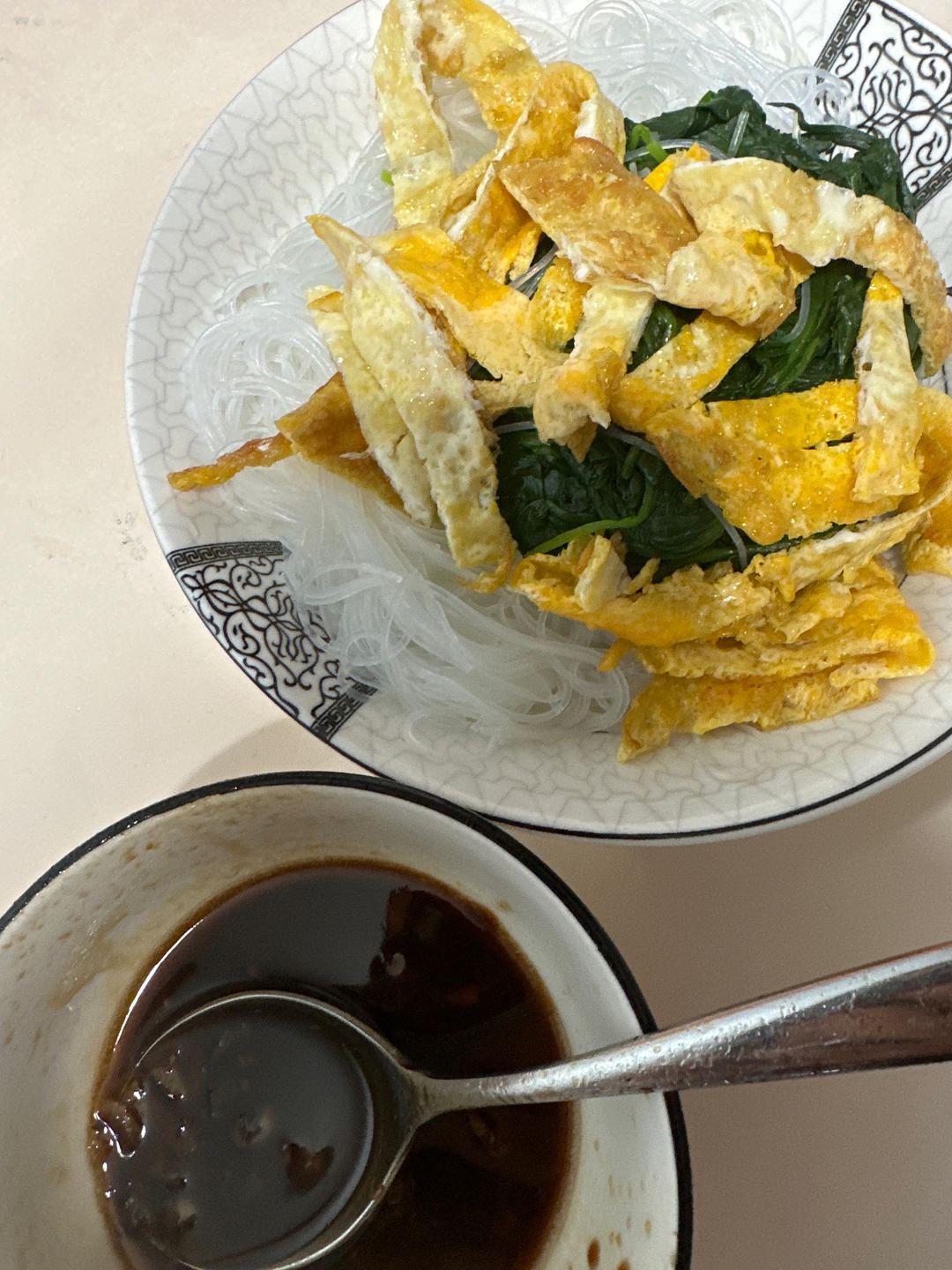 万能凉拌菜料汁（凉拌菠菜粉丝）