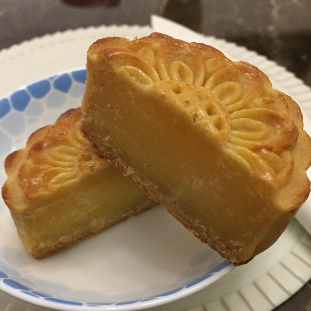 金沙奶黄月饼