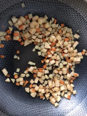 宝宝辅食咖喱苹果鸡肉丸饭➕番茄菌菇豆腐汤的做法 步骤6