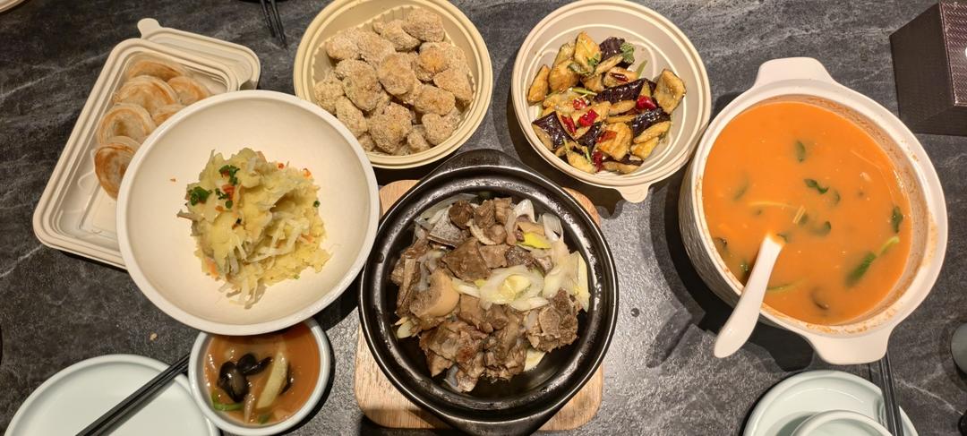 吃饱饱就开心心！