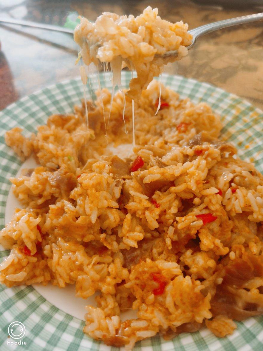 拉丝芝士火腿焗饭