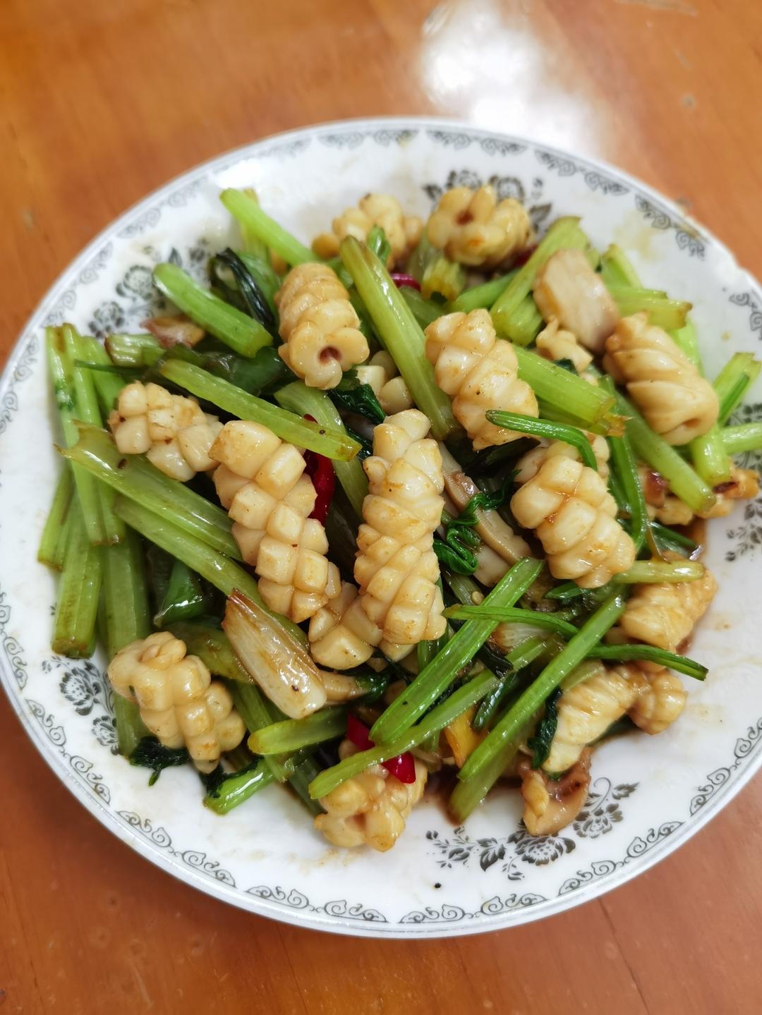 爆炒鱿鱼花