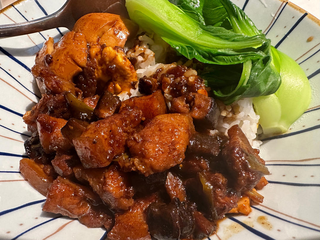 好吃到停不下来的卤肉饭