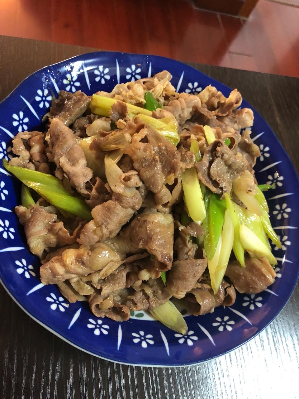 简单又下饭的葱爆羊肉
