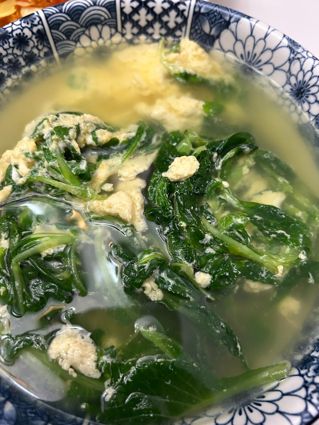 芹菜叶鸡蛋汤