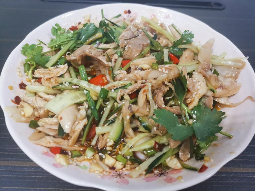好吃不长肉的手撕鸡，上桌秒空盘