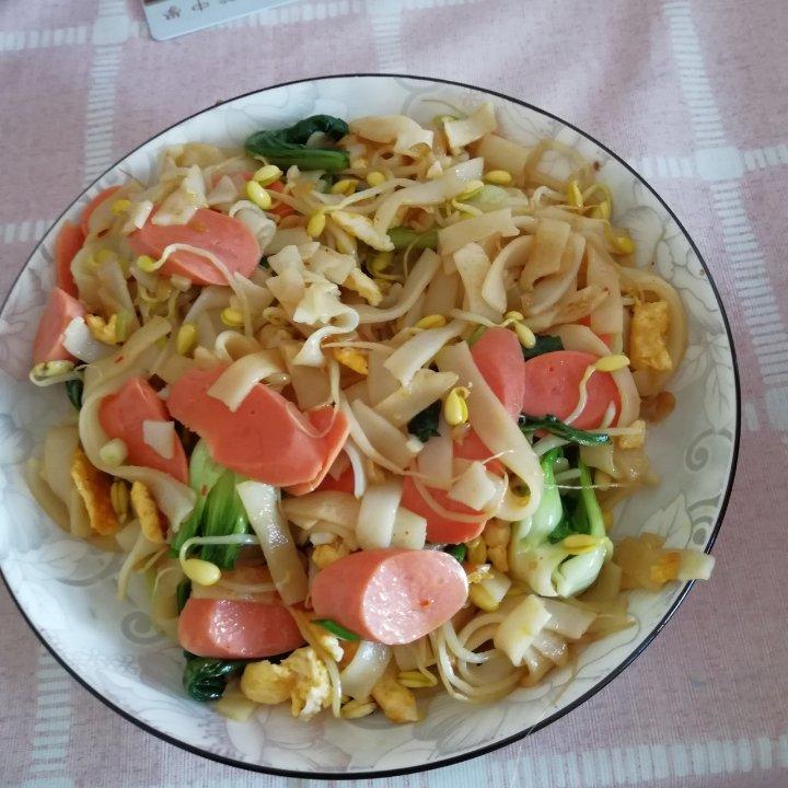 炒河粉