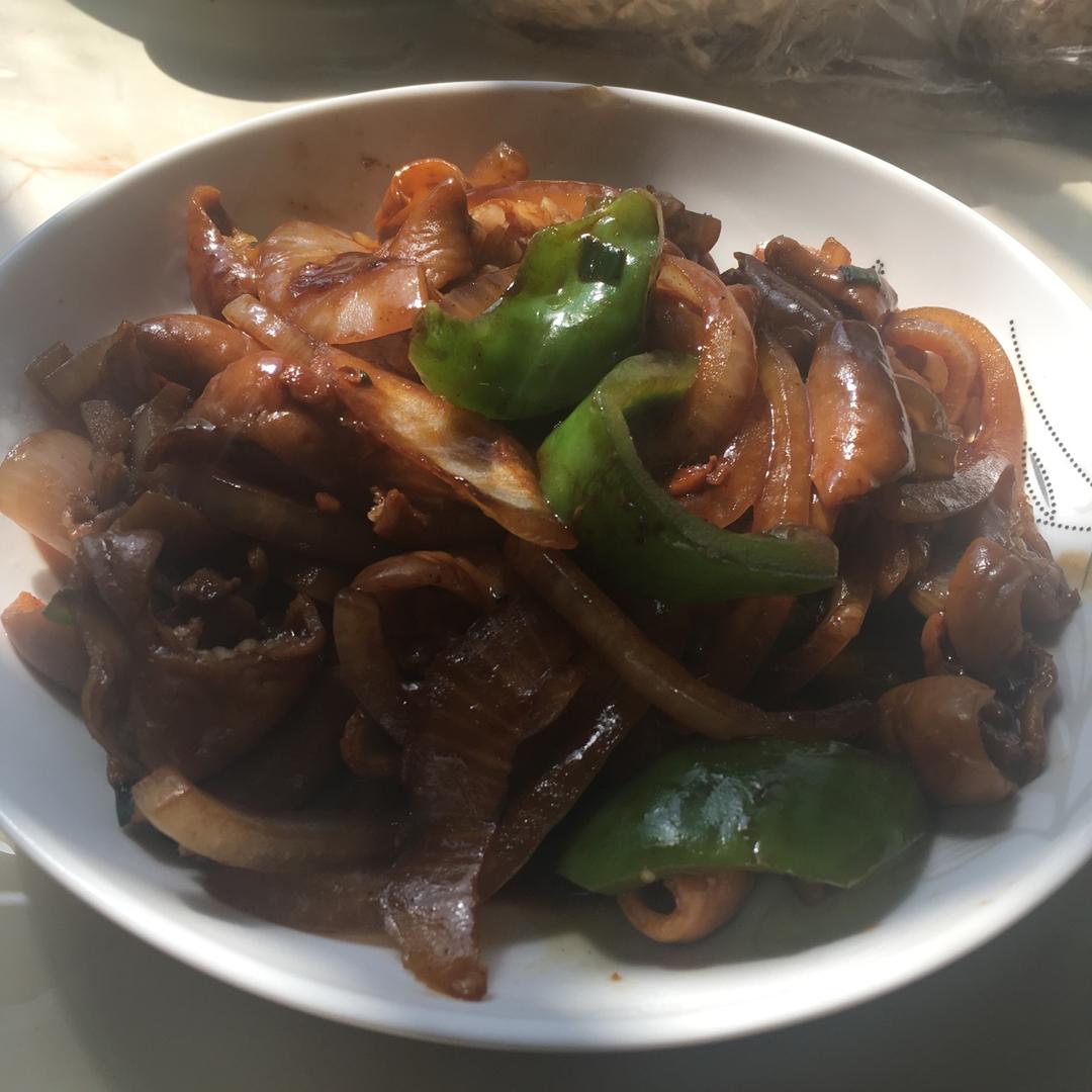 洋葱炒大肠