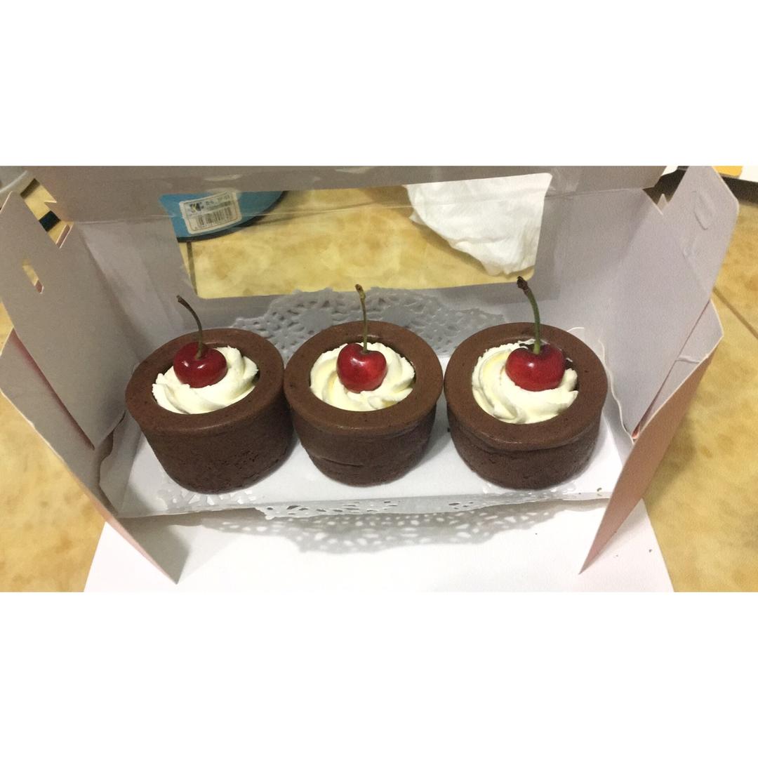 巧克力海绵杯子蛋糕