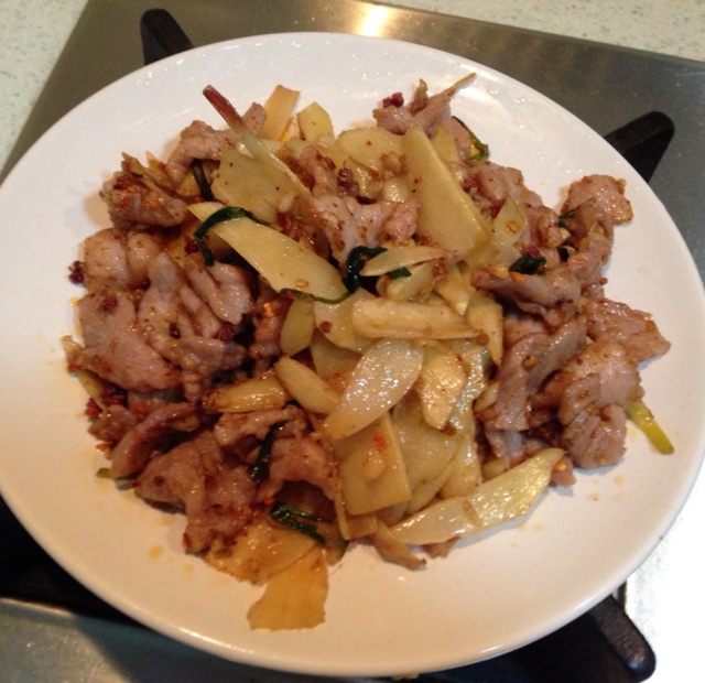 剁椒子姜滑肉片