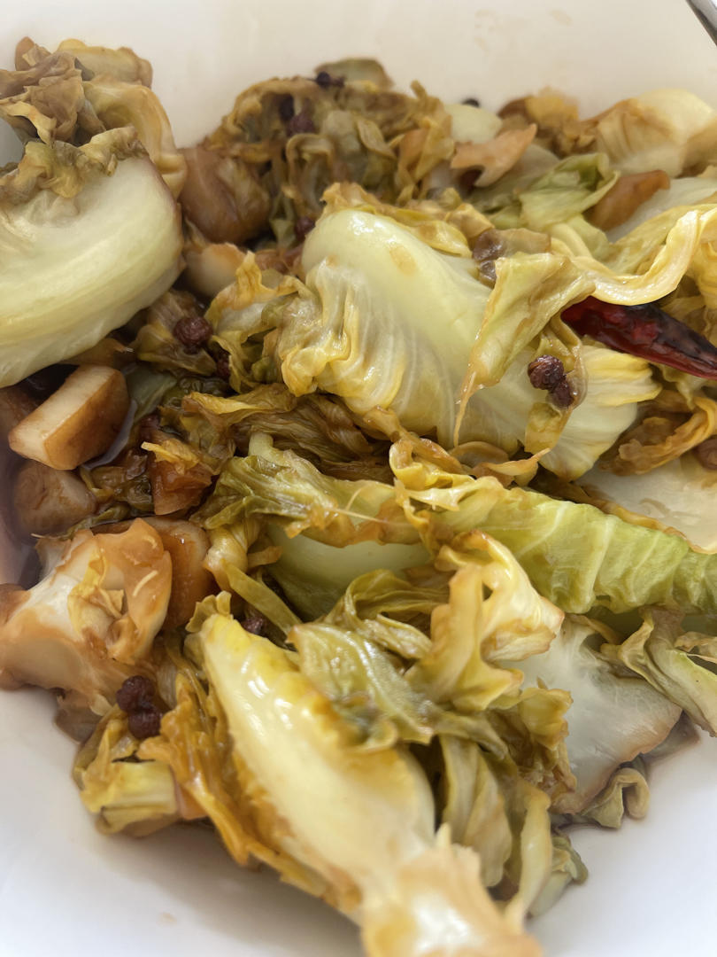 酸爽开胃的手撕包菜