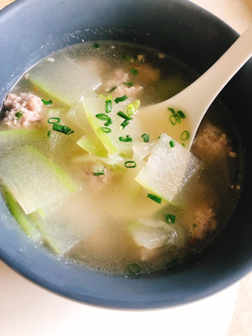 夏天不可错过的家常味--冬瓜丸子汤