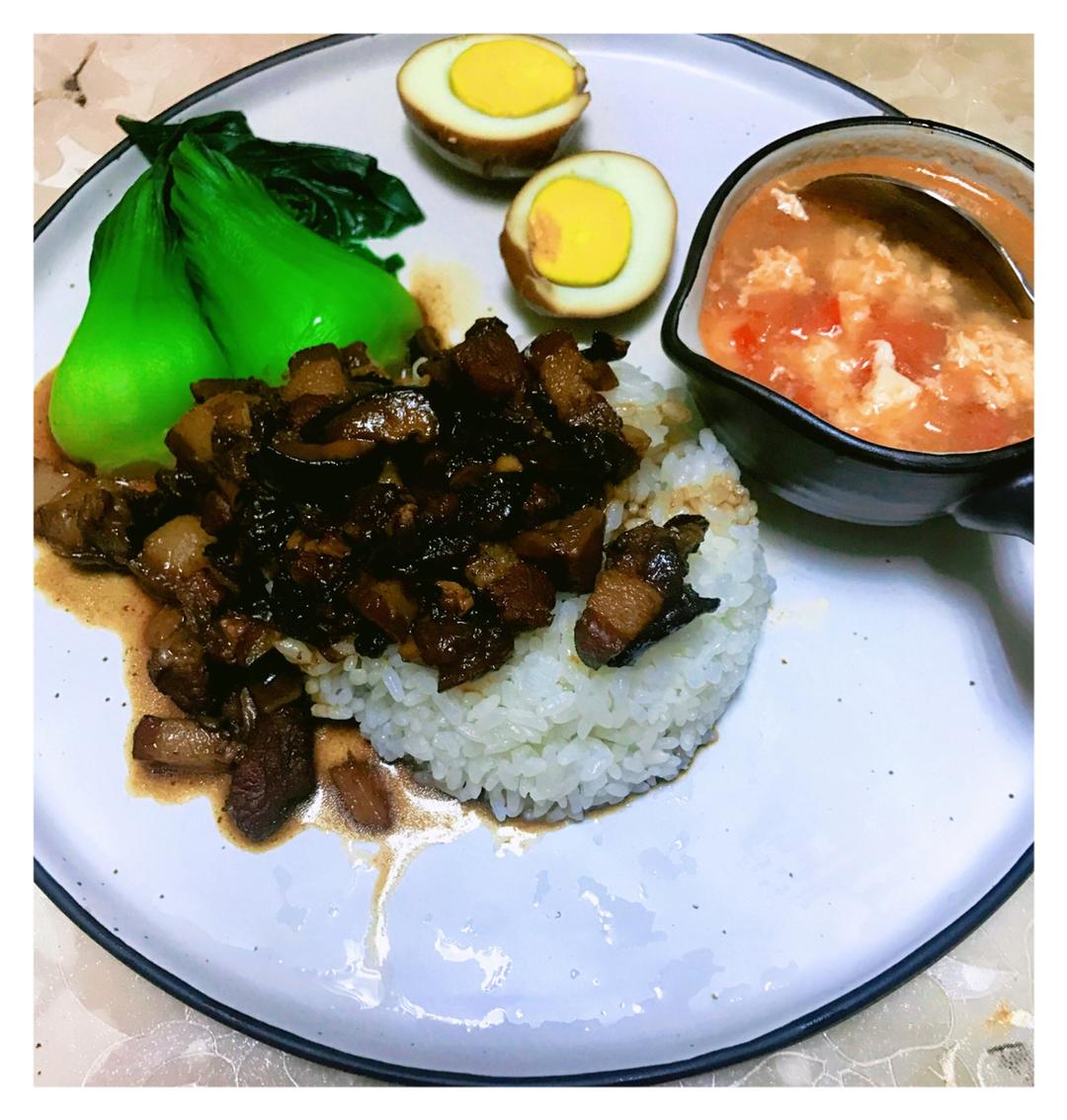 洋葱酥卤肉饭