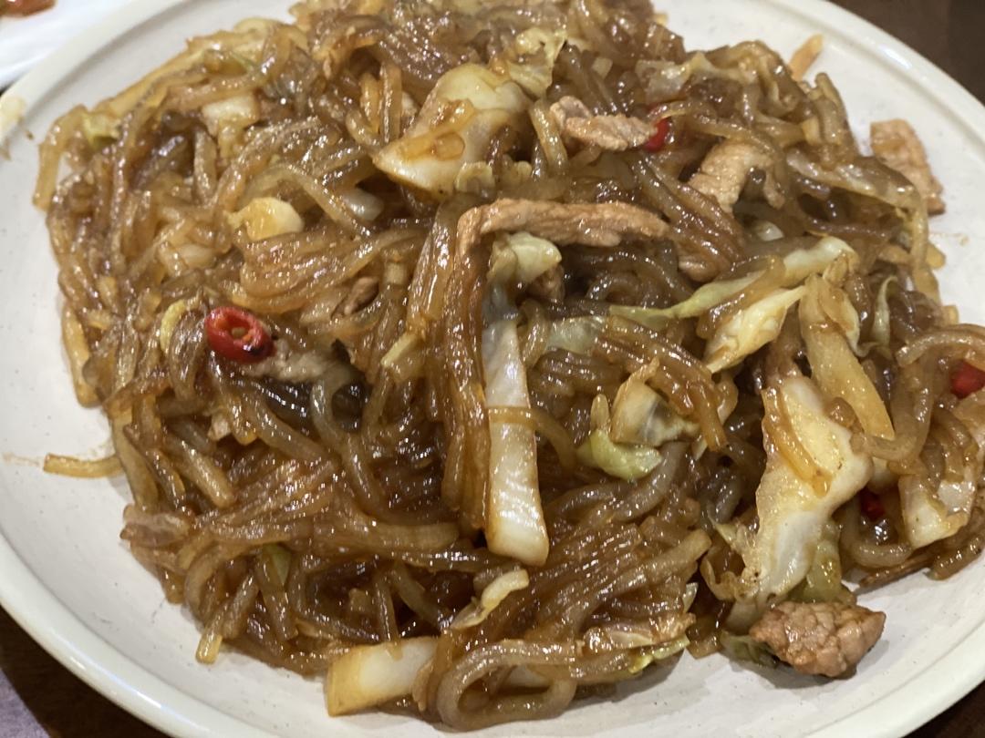 圆白菜炒粉条