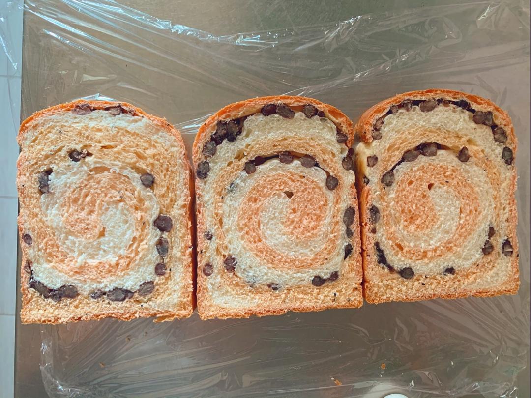 火龙果橙色漩涡红豆吐司面包龙卷风温暖🧡待改良