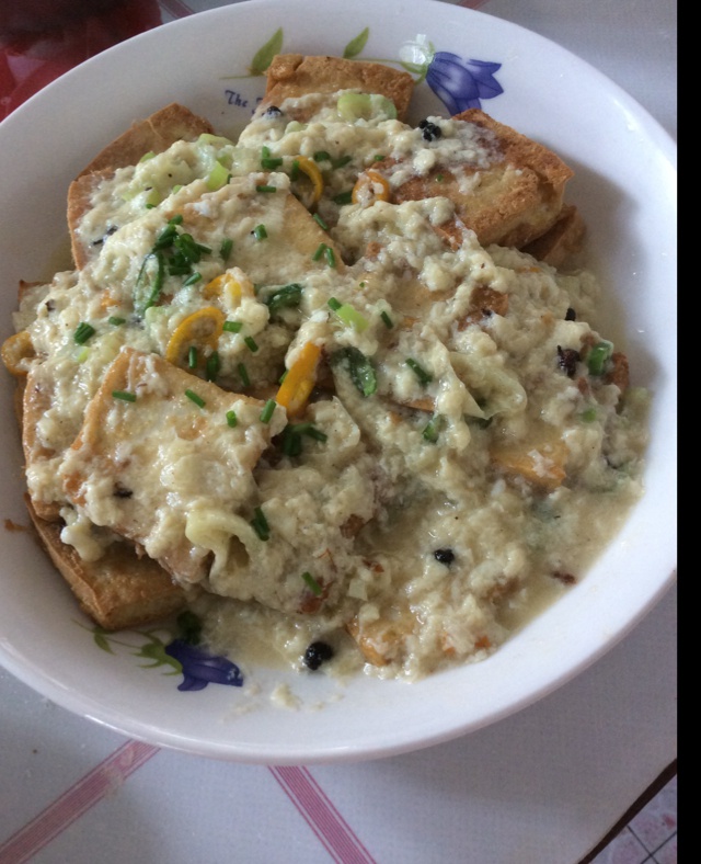 香喷喷的油煎豆腐