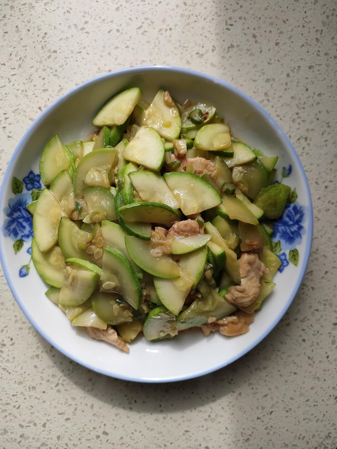 西葫芦炒肉片