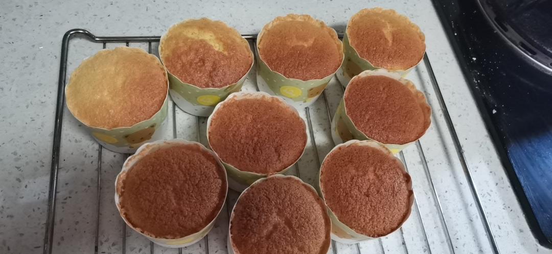 简单的好吃的不得了的全蛋海绵蛋糕