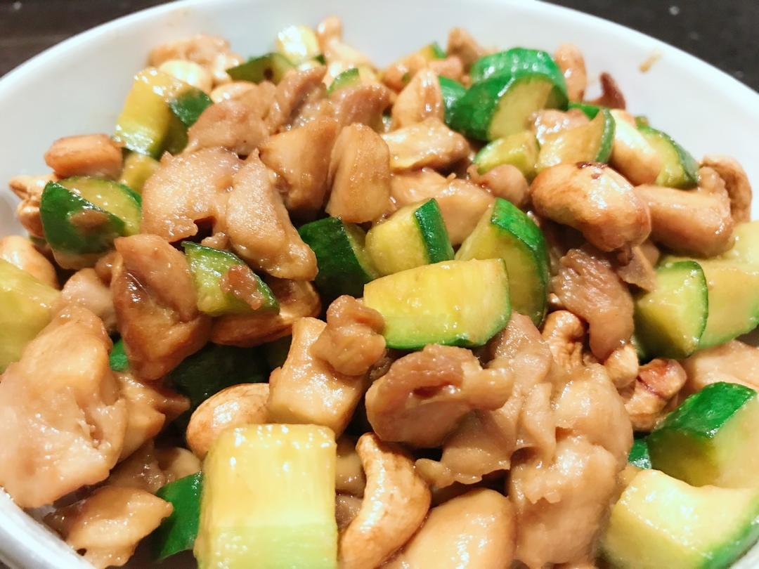 酱爆黄瓜腰果鸡丁