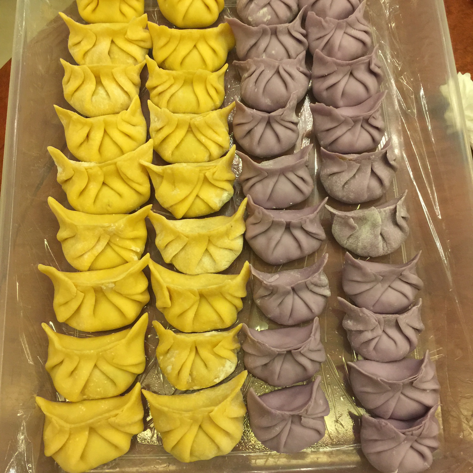 彩色蔬菜饺