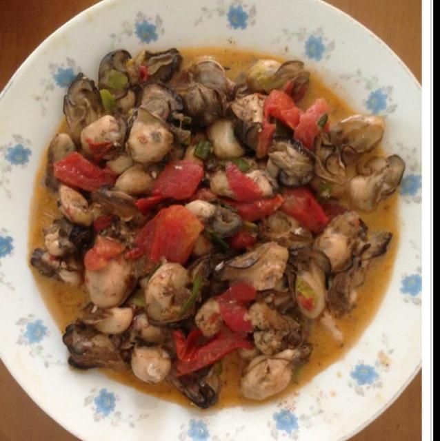 番茄炒海蛎的做法