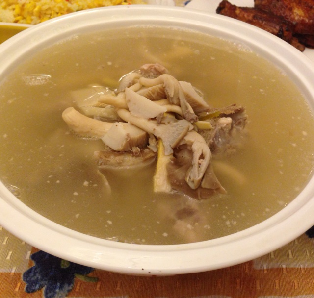 菌菇排骨汤