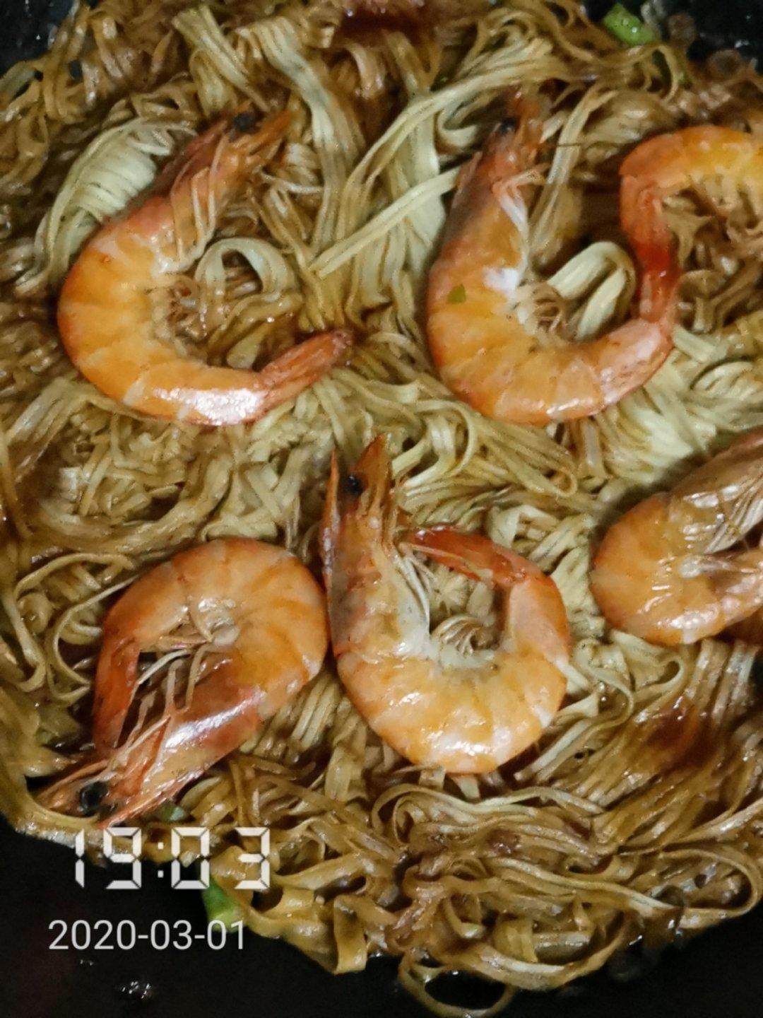 西红柿豆角焖面