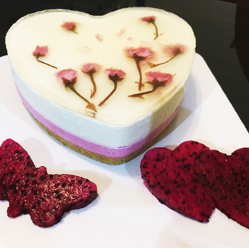 椰香火龙果慕斯