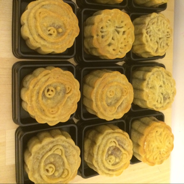 广式月饼——蛋黄莲蓉月饼