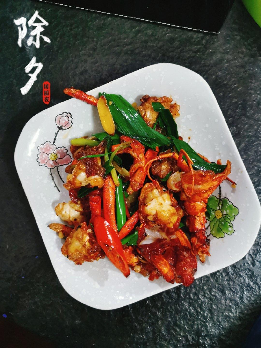 葱姜蒜爆炒大龙虾