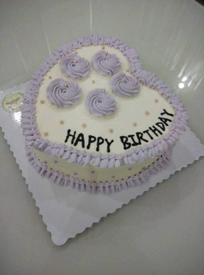 鲜奶油草莓蛋糕