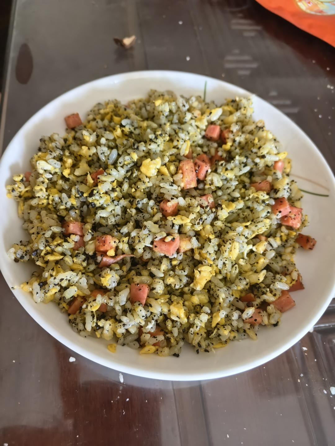 【各大餐厅爆火】黑松露炒饭在家也能完美复刻