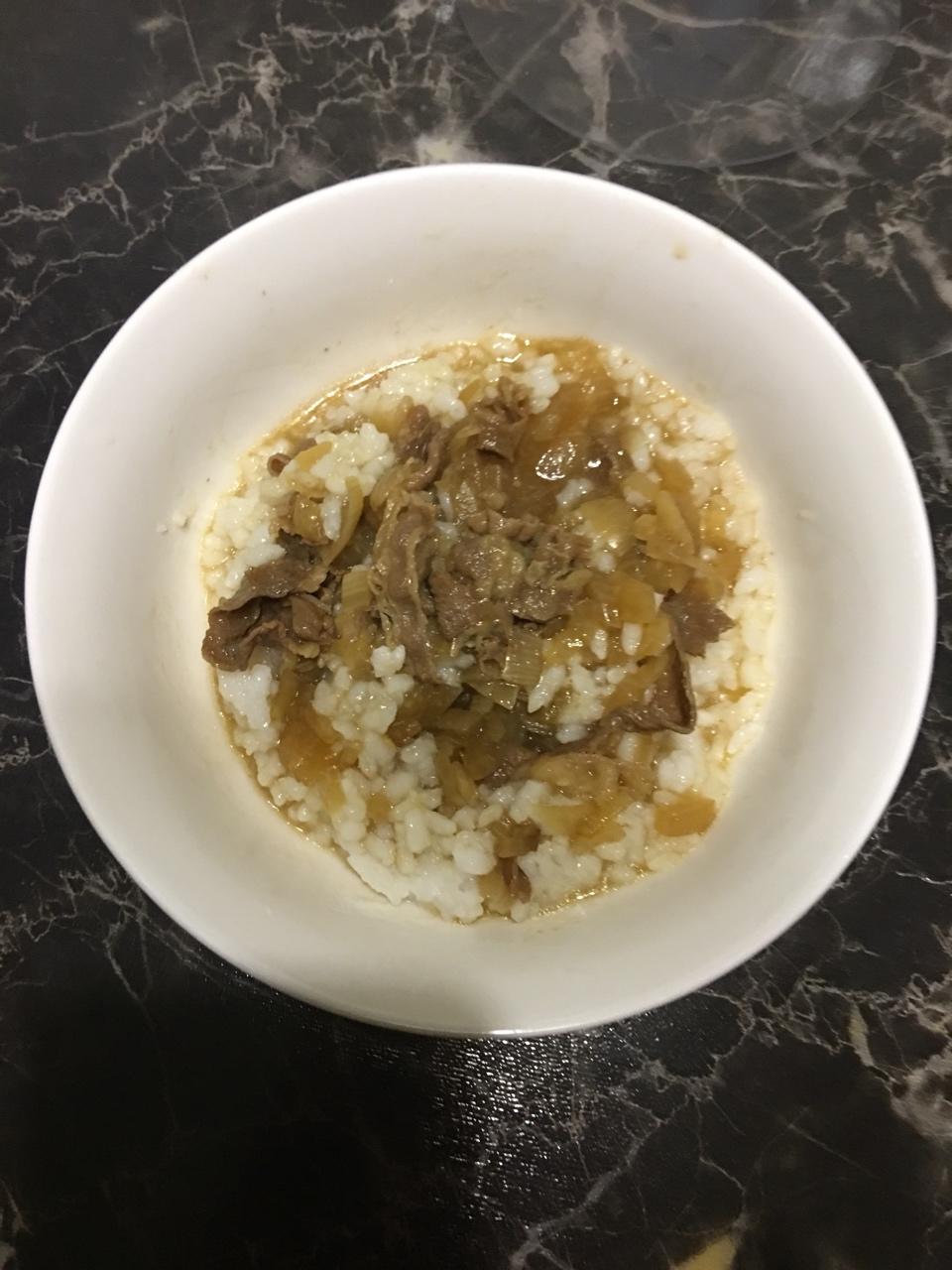 吉野家牛肉饭（牛丼）