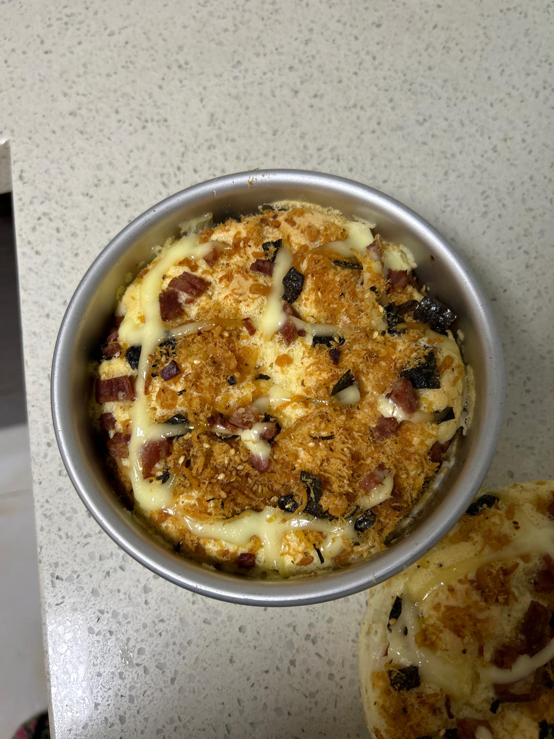 爆浆葱花火腿肉松蛋糕