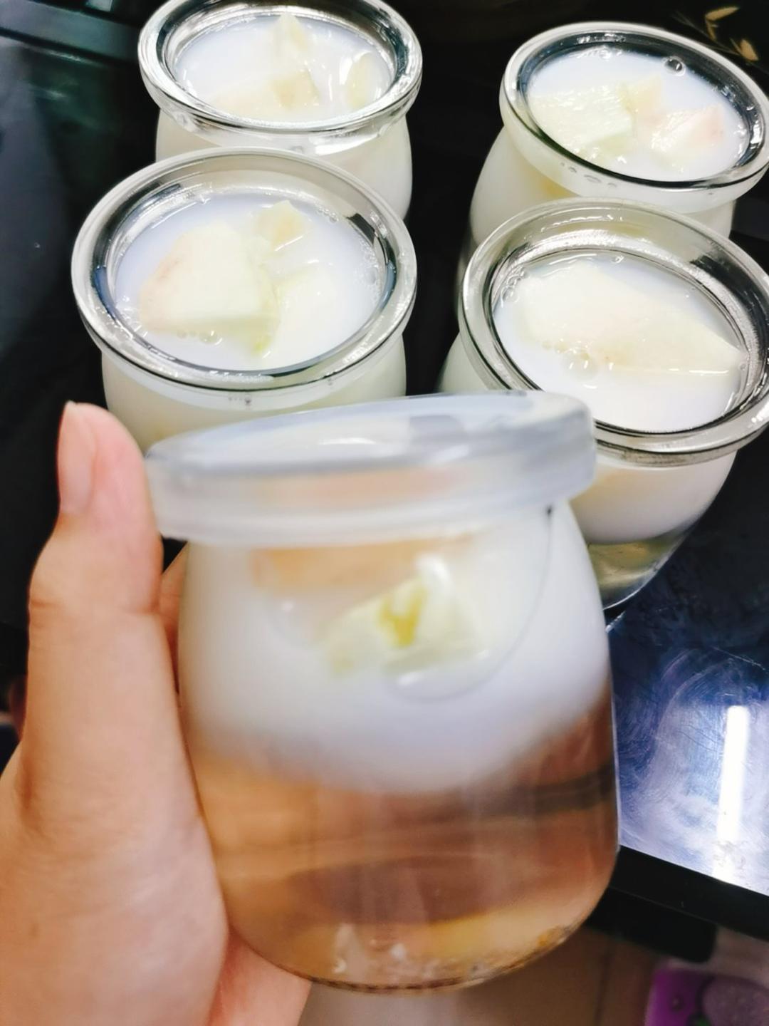 桃撞奶/葡萄撞奶/果冻(白凉粉)