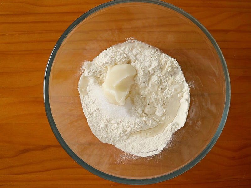 纯奶手撕吐司的做法 步骤1