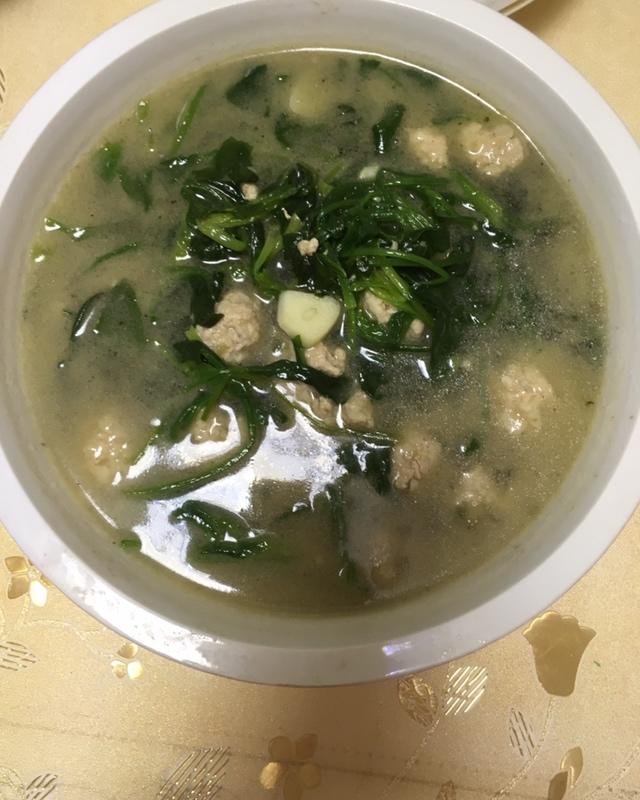 丸子菠菜汤