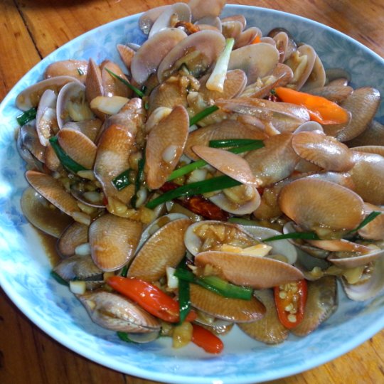 蒜香炒花甲